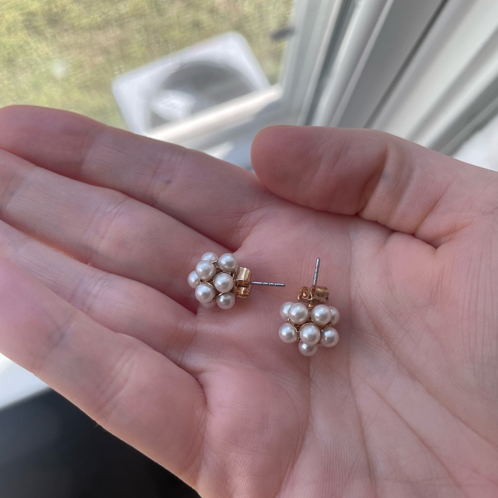 Dainty Pearl Cluster Earrings